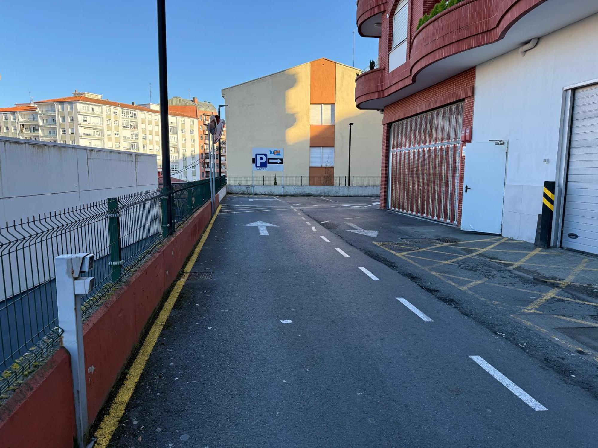Castro Holidays - Centrico Piscina Urbanizacion Garaje Gratis カストロ・ウルディアレス エクステリア 写真