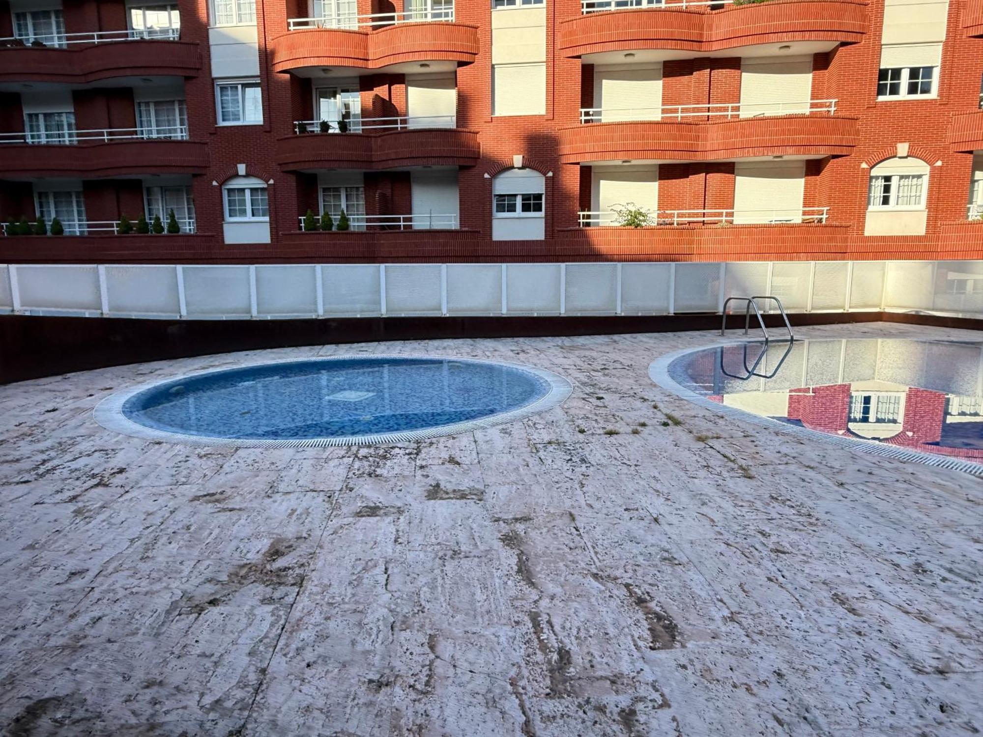 Castro Holidays - Centrico Piscina Urbanizacion Garaje Gratis カストロ・ウルディアレス エクステリア 写真