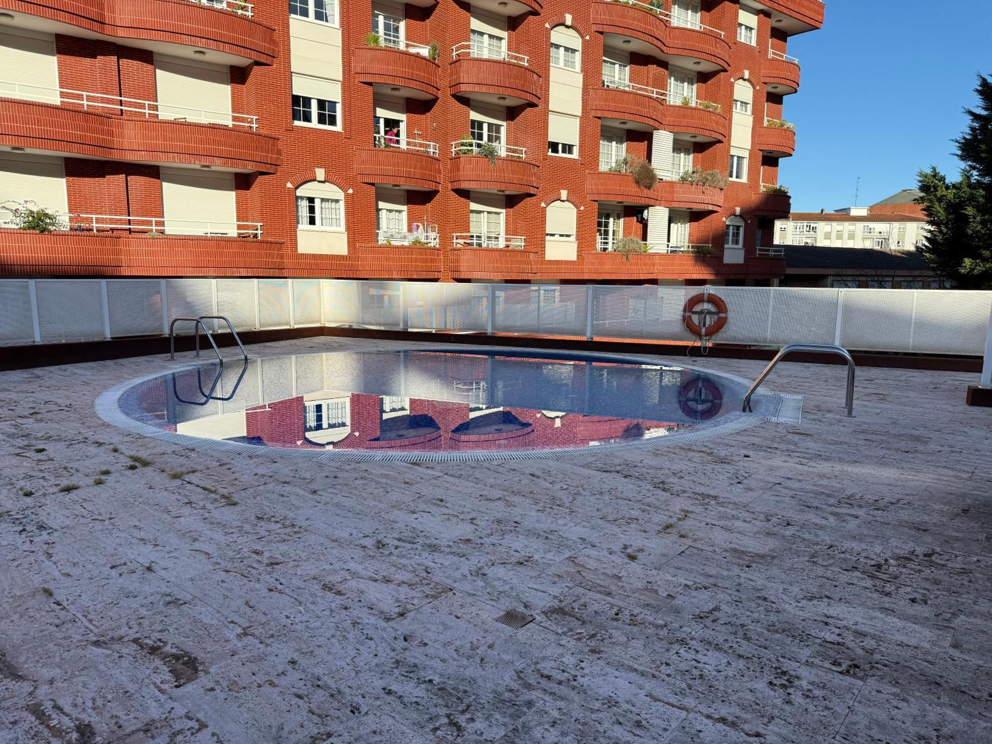 Castro Holidays - Centrico Piscina Urbanizacion Garaje Gratis カストロ・ウルディアレス エクステリア 写真